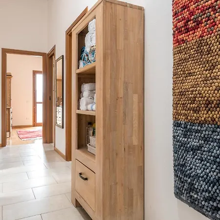Vista D'oro Ulivo Apt. 15 شقة