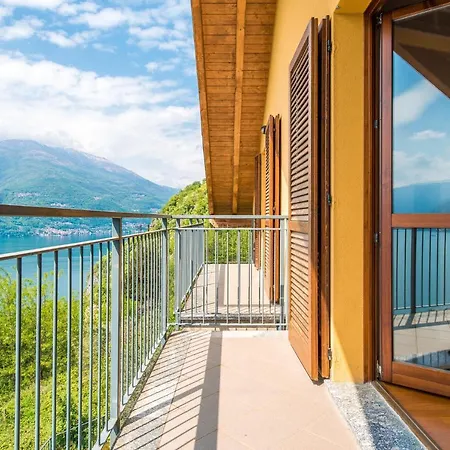 Vista D'oro Ulivo Apt. 15 Apartament